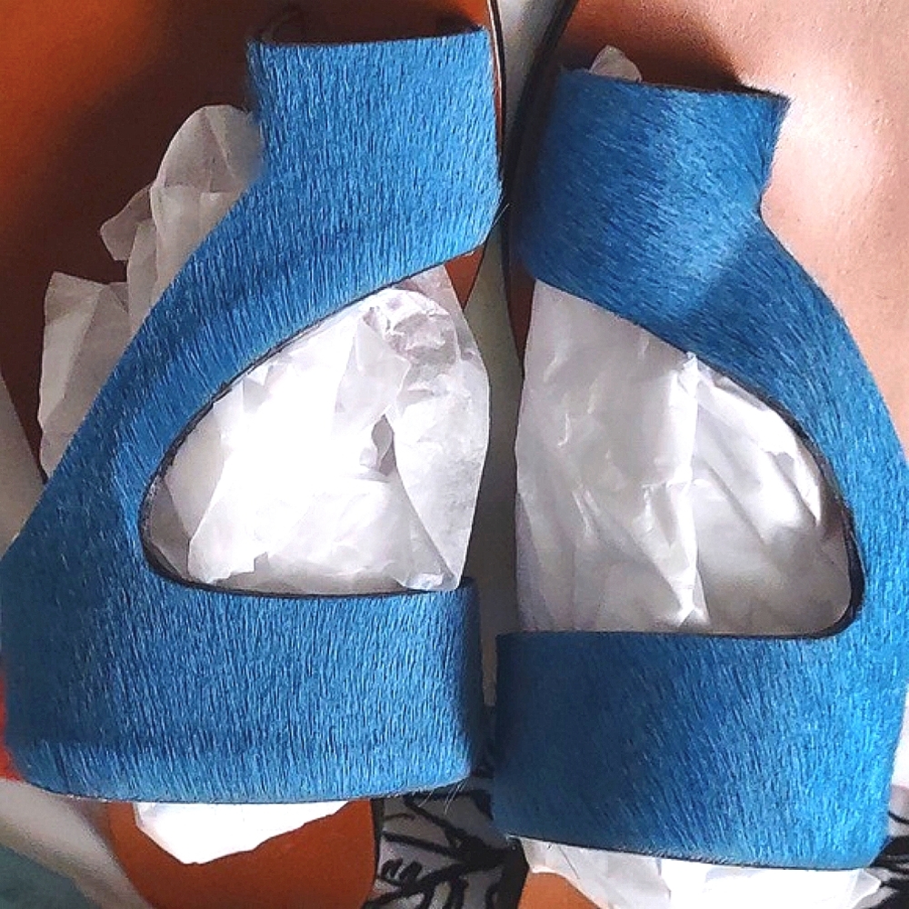 KENNETH COLE PALM SANDALS *CERULEAN/AZURE BLUE - Picture 17 of 17